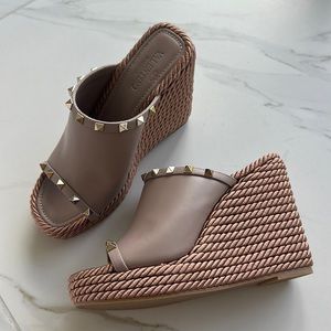 AUTHENTIC Valentino Nude Wedges (like new) w/Box